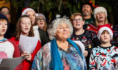 Miriam’s Dickensian Christmas review – Margolyes is as punchy and rich as a boozy pudding
