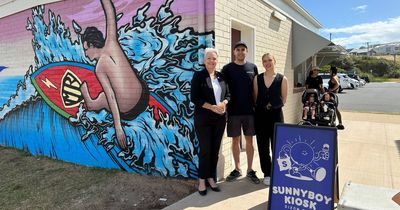 New beachfront kiosk opens on Bathers Way