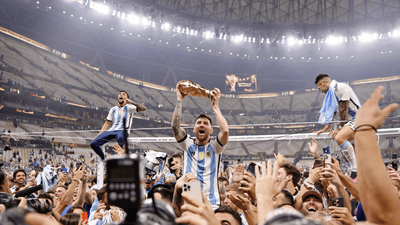 Massive Argentina World Cup Parade Cut Short by Overzealous Fans