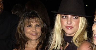 Britney Spears offers to end family feud as she invites mum for 'coffee to talk about it'