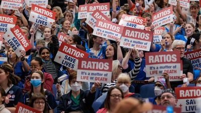 West Australian nurses and police to receive pay rise 'as soon as possible' as wages negotiations continue