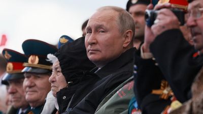 Putin supports plan to increase Russian armed forces to 1.5 million