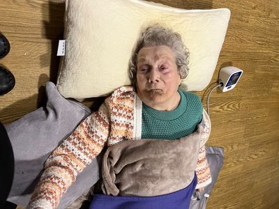 Woman, 93, left ‘screaming in pain’ waiting 25 hours for ambulance before strike action