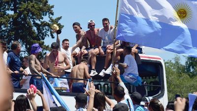 Chaos as Argentina celebrates World Cup win with one fan (24) dead and boy (5) in coma