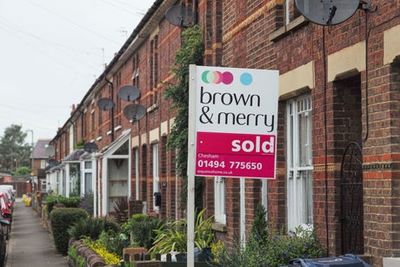 UK property sales figures remain slightly higher than pre-pandemic levels