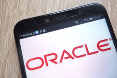 Oracle Stock: Is It a Smart Investment Ahead of 2023?