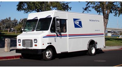 US Postal Service Says It Will Only Buy Electric Delivery Vehicles After 2026