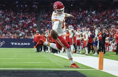 NFL Quarterback Rankings, Week 16: Patrick Mahomes extends his lead (and Jalen Hurts can’t catch him)
