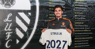 Leeds United supporters' send board transfer message after 'excellent' Pascal Struijk deal