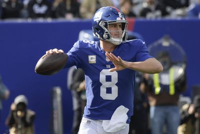 Daniel Jones credits Giants teammates for reduced turnovers