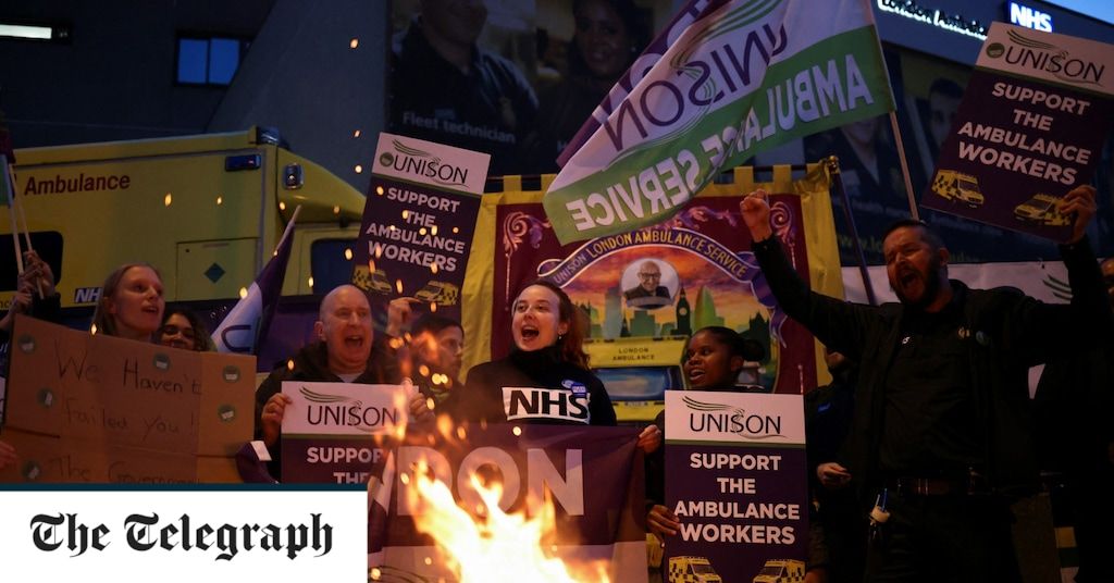 NHS staff to be offered fast-tracked pay rise in bid…