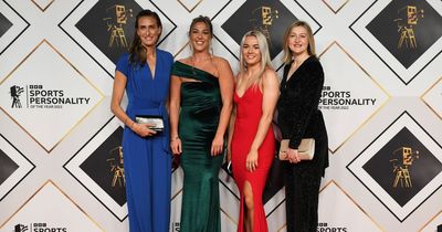 Jill Scott joined by Manchester United and Man City Lionesses at Sports Personality of the Year
