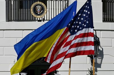 Ukraine flags vie with Christmas decor as Zelensky visits Washington