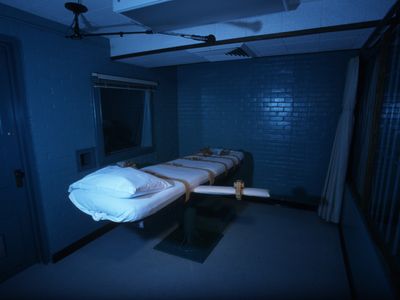 More than a third of executions in 2022 were 'botched,' a report finds