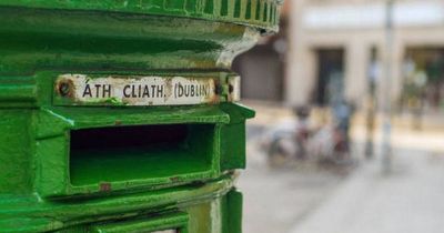 Christmas gesture divide as woman asks 'is €30 enough to put in card for postman?'