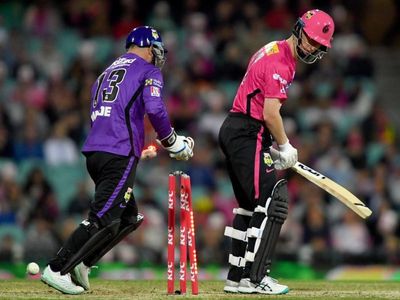 Sixers set Hurricanes 138 to win in BBL