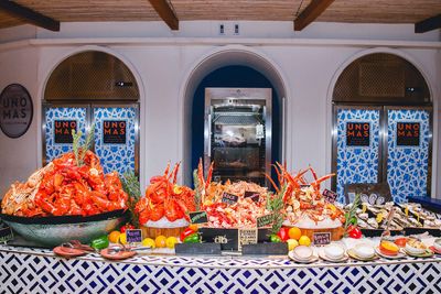 New Year’s Eve Spanish surf & turf celebration at UNO MAS