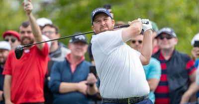 Shane Lowry jokingly lets rip at DP World Tour over highlighting putting woes