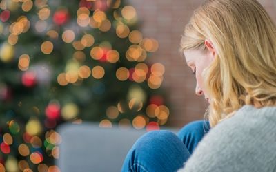 Keep it light, keep it kind are key ways to manage your mental health over the holidays