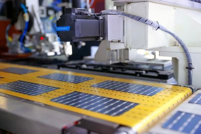 Silicon Wafer Prices Fall as China Solar Supply Glut Looms