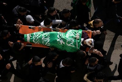 Palestinians say Israeli army kills man in West Bank clashes