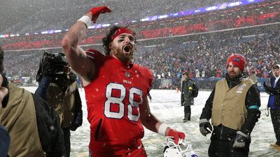 Bills Tight End Reveals Story Behind 15-Yard Snowball Penalty Threat