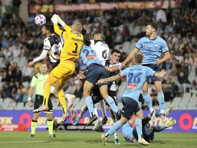 Sydney seek ALM lift as Yorke returns