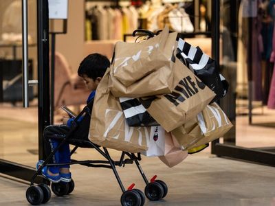 Boxing Day shoppers ready to smash records