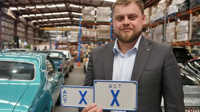 ACT number plate with just one letter fetches almost $150,000 at auction