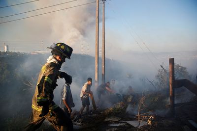 Major fire hits Chilean port, Codelco operations unaffected