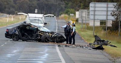 Head-on Monaro Highway crash closes road