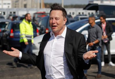 Elon Musk says he won't sell more Tesla shares for 'probably' two years
