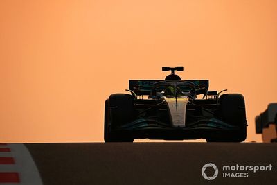 Mercedes fires up new W14 F1 2023 car