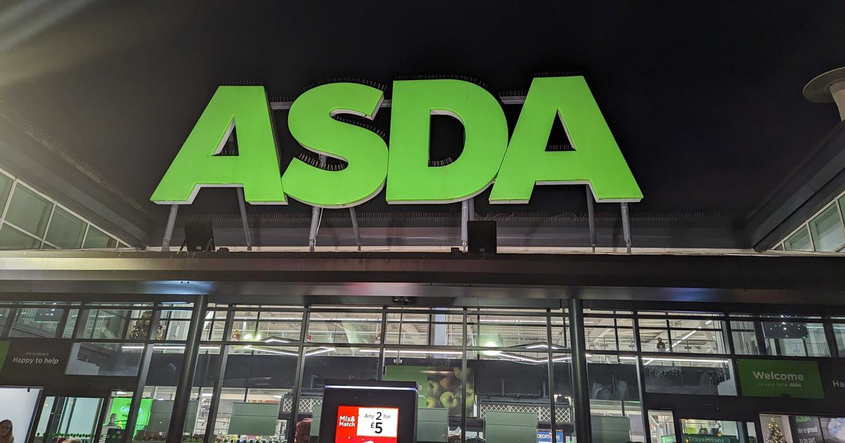 Glasgow supermarket Christmas Eve opening hours for…