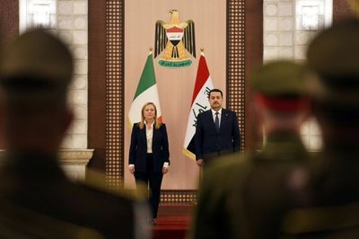 Iraq tells visiting Italy PM it seeks closer economic ties