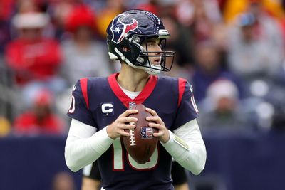 Key to developing Texans QB Davis Mills may be experience, not confidence