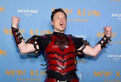 Elon Musk adds view counts to Twitter and prompts immediate outrage