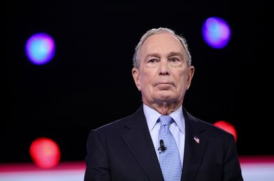 Media mogul Mike Bloomberg looks to buy WSJ or WaPo: Report
