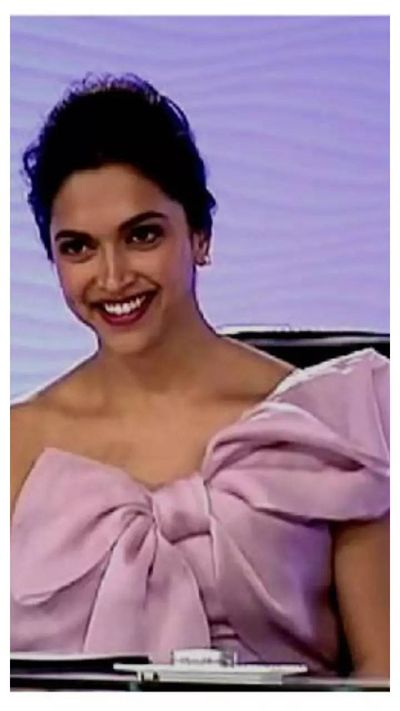 Lipstick Shades To Be Inspired From Deepika Padukone