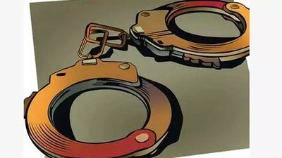 Bihar: 'Mastermind' among 5 arrested in Saran hooch tragedy case