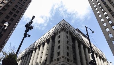 What does Chicago’s city treasurer do?