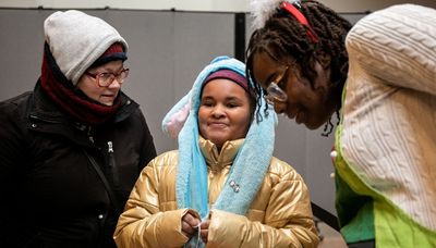 Thousands show up for South Side coat, toy giveaway