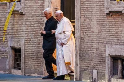 Pope's vicar for Rome seeks full truth about Jesuit abuse