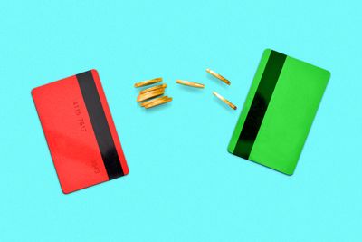 How a balance transfer credit card can help you tackle holiday debt repayment