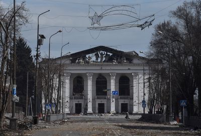 Russia begins demolition of bombed Mariupol theatre