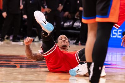 WATCH: Bulls win third-straight as DeRozan hits game-winner vs. Knicks