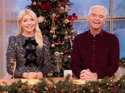 Phillip Schofield and Holly Willoughby host This Morning Christmas with Cliff Richard and The Muppets
