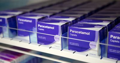 Pharmacist speaks out on Ibuprofen or paracetamol as winter bug spreads