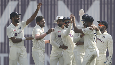 India vs Bangladesh, 2nd Test: Bangladesh lead India by 108 runs at tea on Day 3