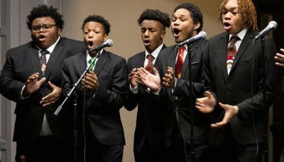 Hear the Leo High School choir ‘bring it’ during its busy holiday season